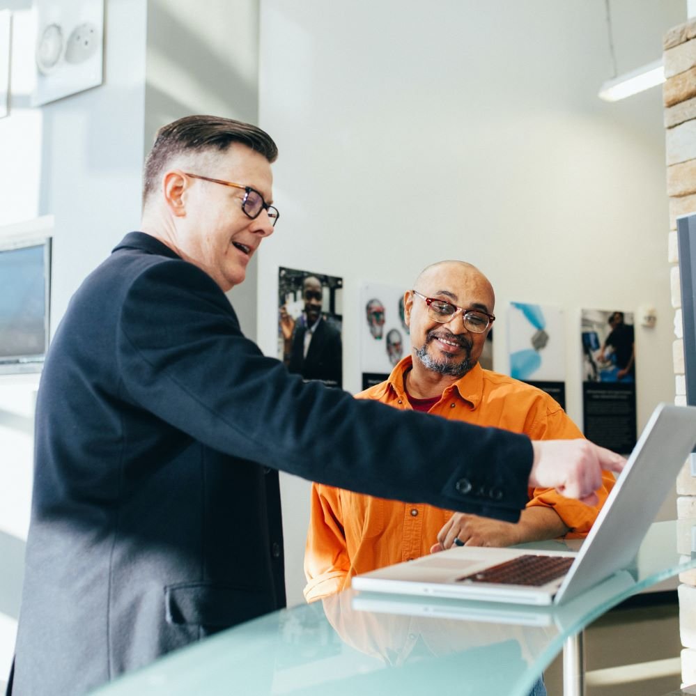 affiliate marketing jobs Photo by LinkedIn Sales Navigator: https://www.pexels.com/photo/man-pointing-laptop-computer-2182981/