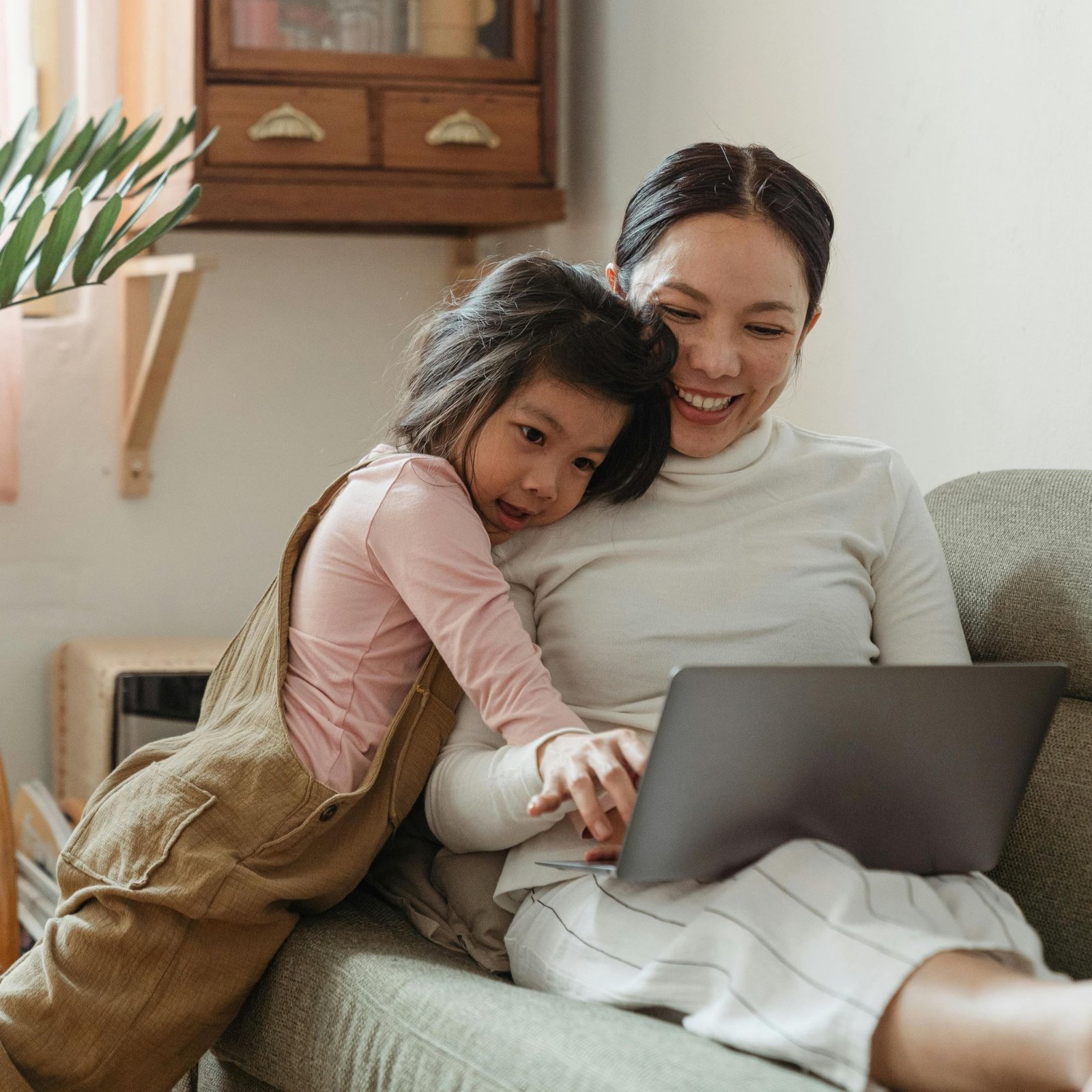 a mom doing affiliate marketing with her daughter